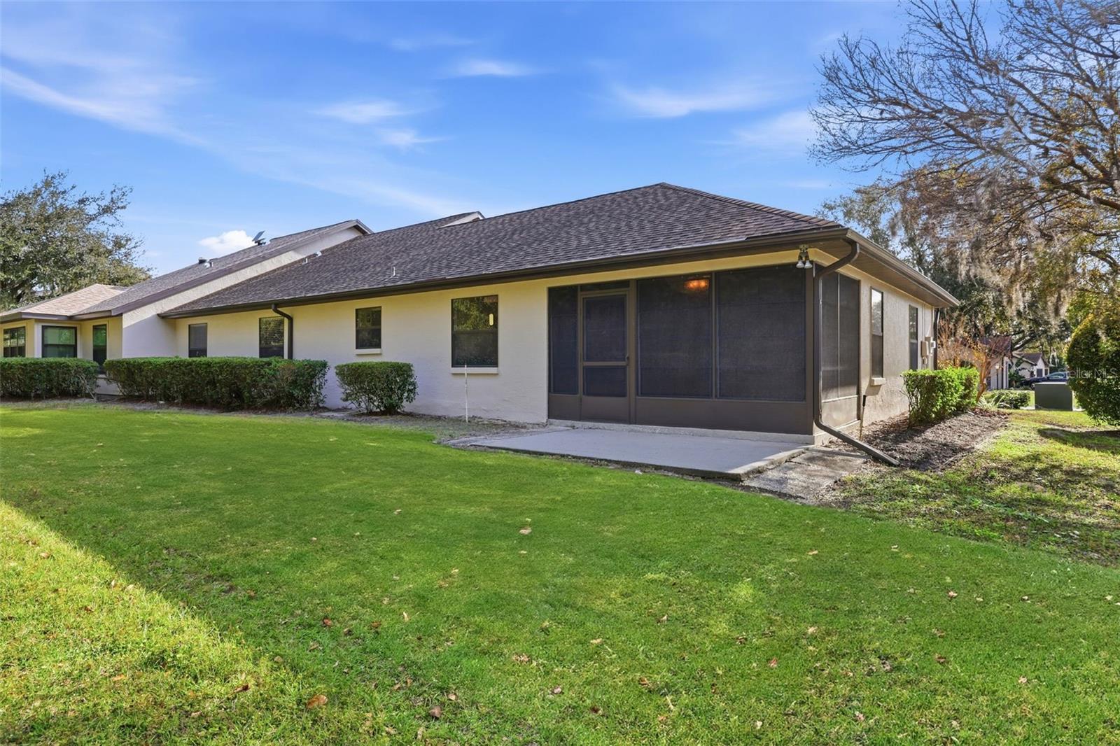 Image 13 of 33 For 6337 Lexington Drive