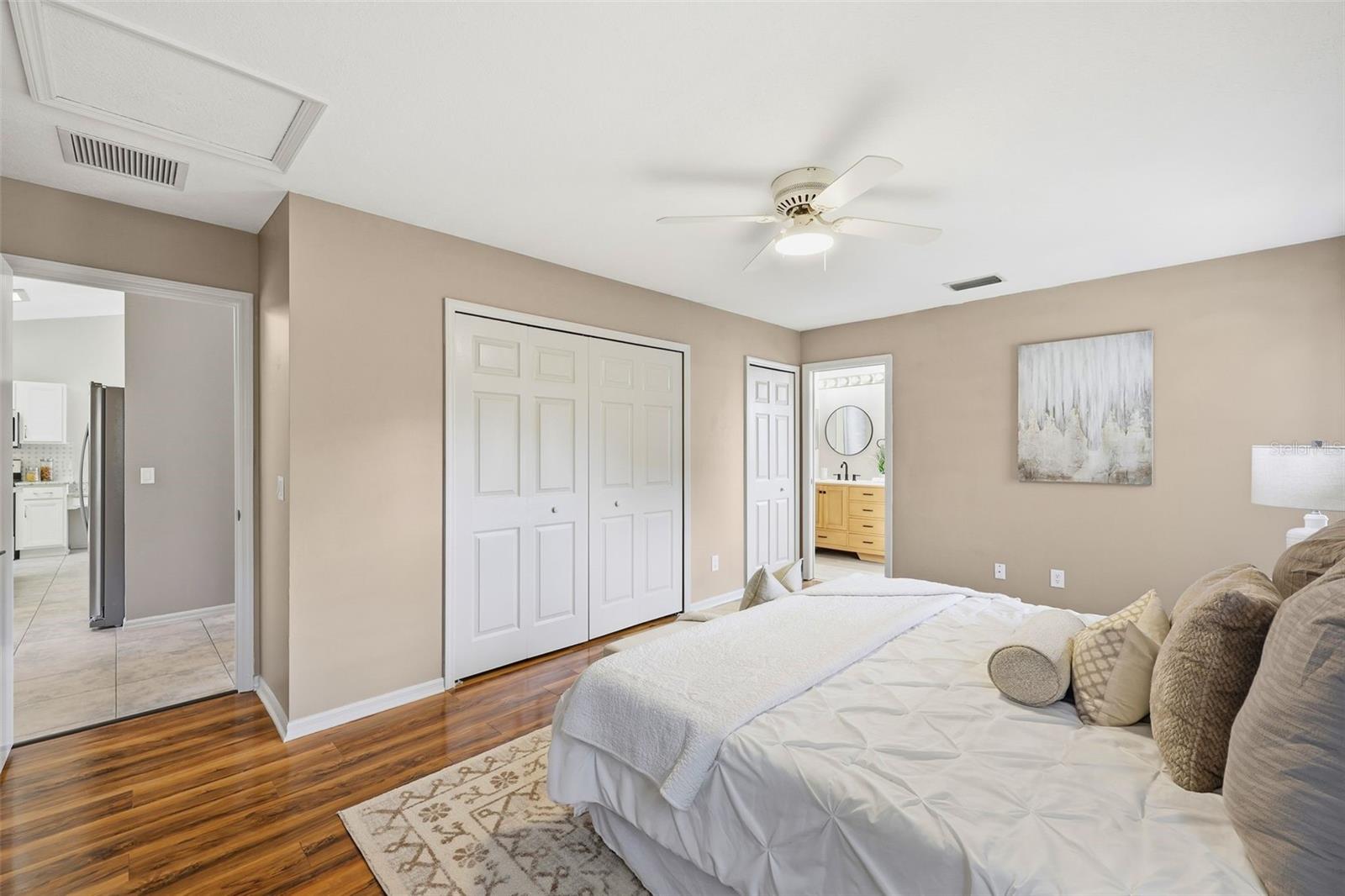 Image 20 of 33 For 6337 Lexington Drive