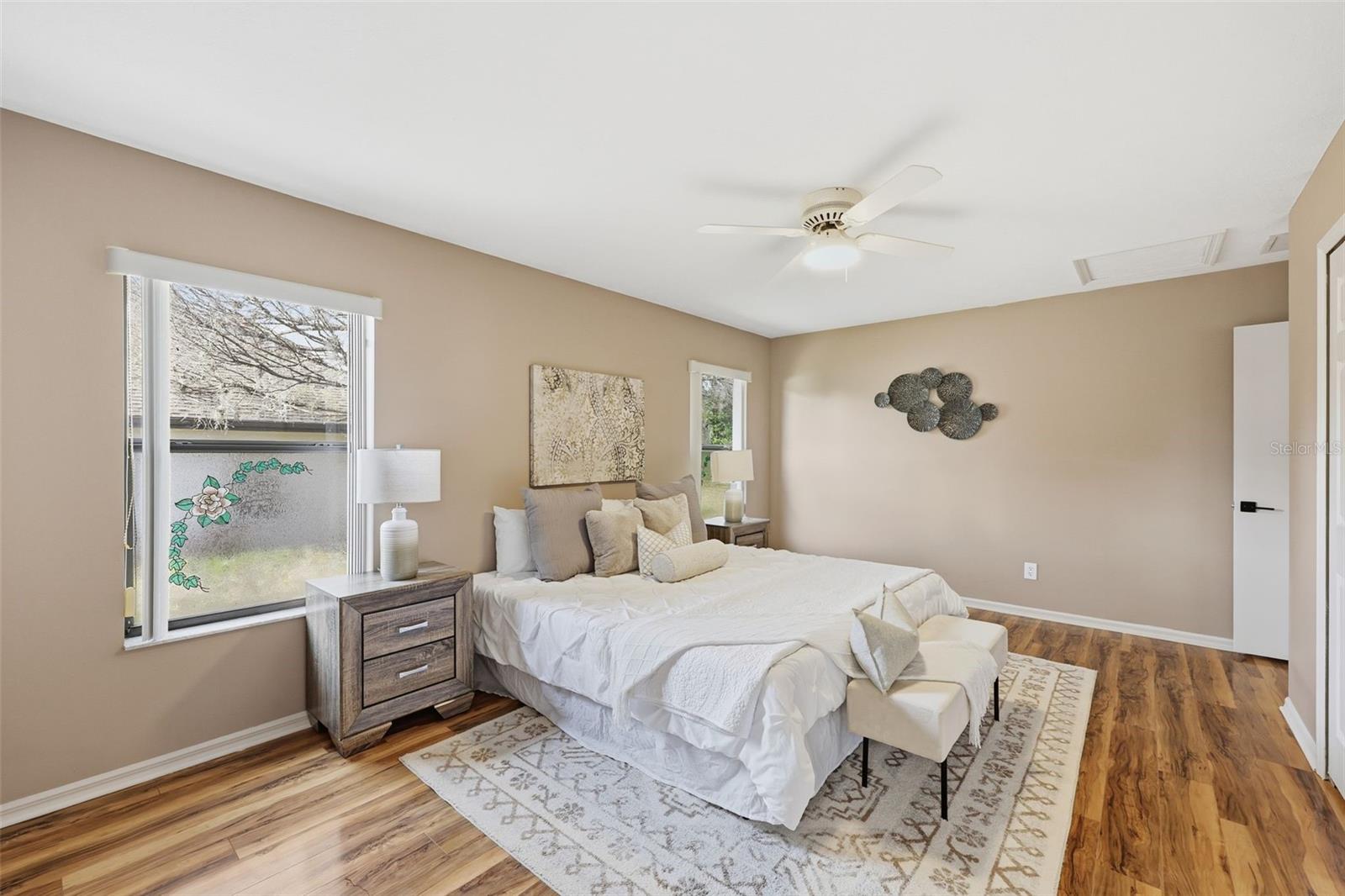 Image 22 of 33 For 6337 Lexington Drive