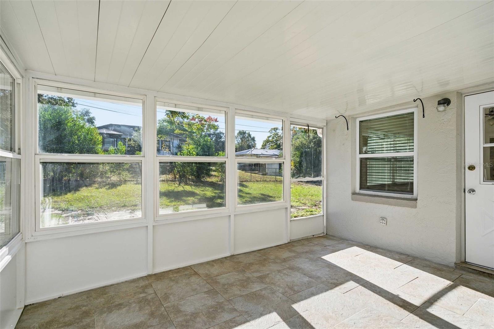 Image 27 of 64 For 223 Lincoln Avenue