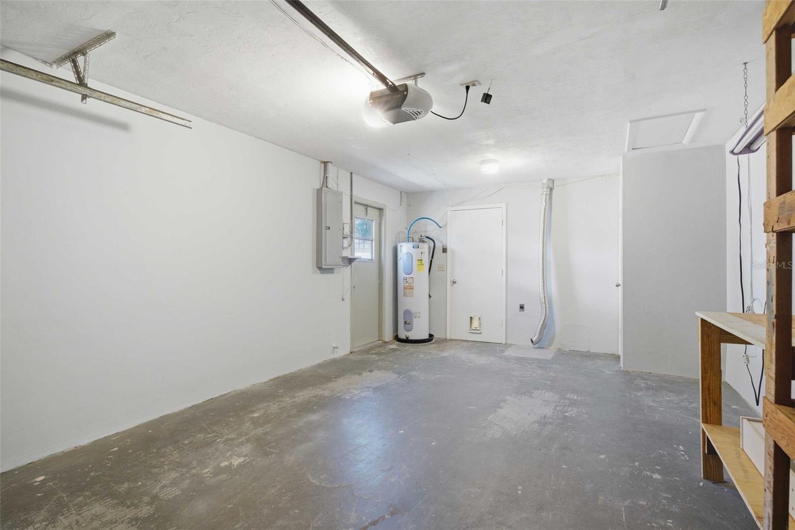 Image 32 of 64 For 223 Lincoln Avenue