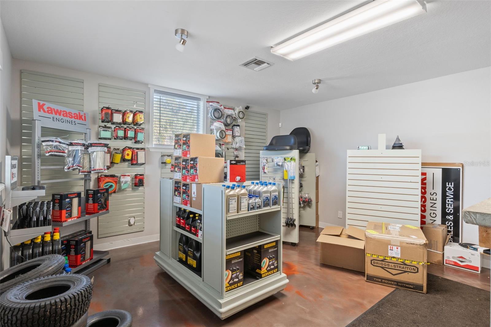 Image 11 of 45 For 3275 Florida Avenue