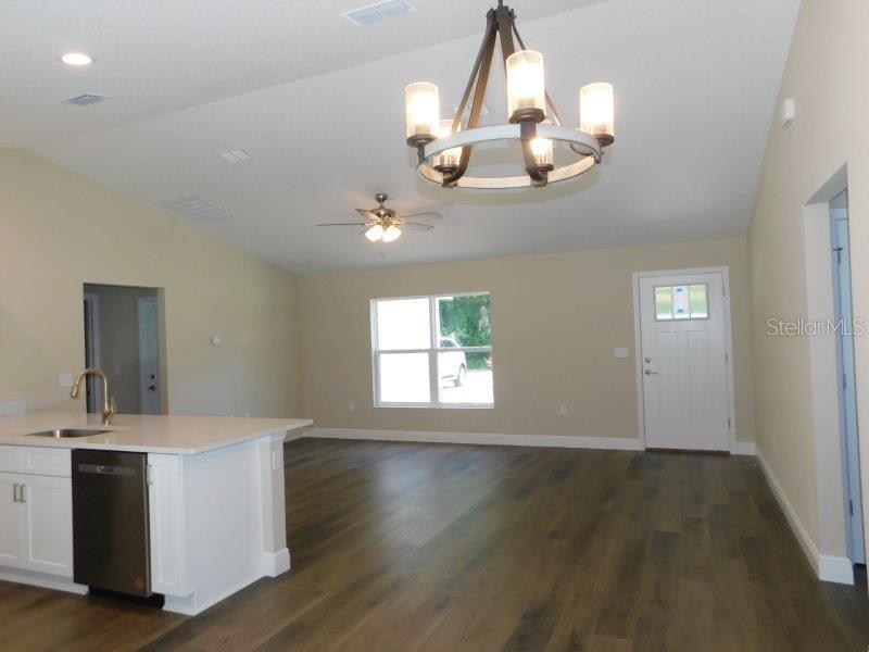 Image 7 of 18 For 14068 47th Avenue