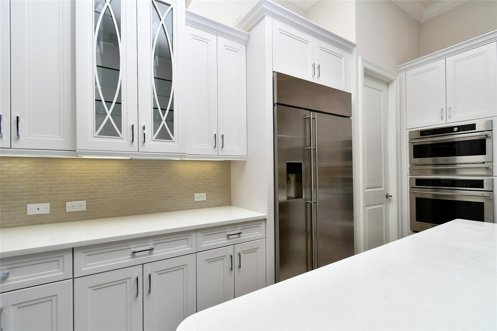 Image 15 of 52 For 6604 Costa Circle