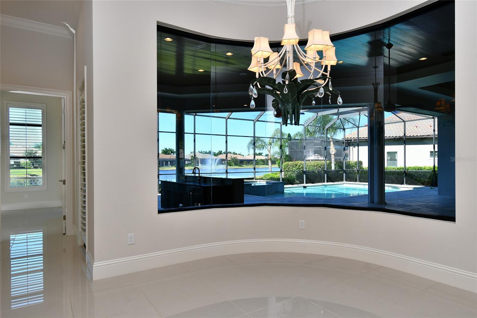 Image 17 of 52 For 6604 Costa Circle