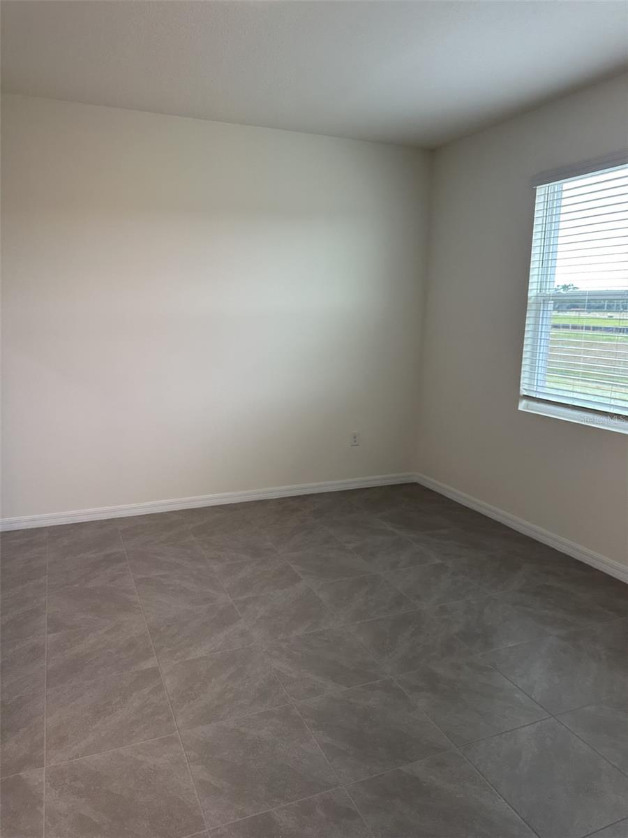 Image 11 of 40 For 4078 44 Street