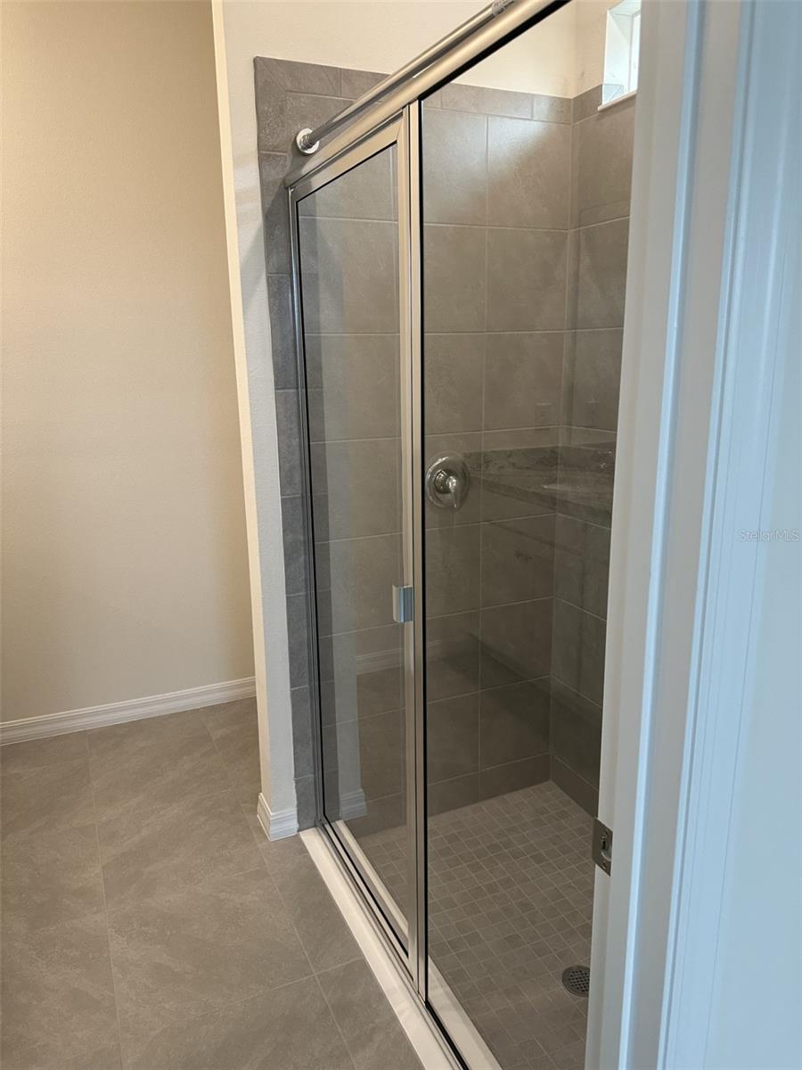 Image 13 of 40 For 4078 44 Street