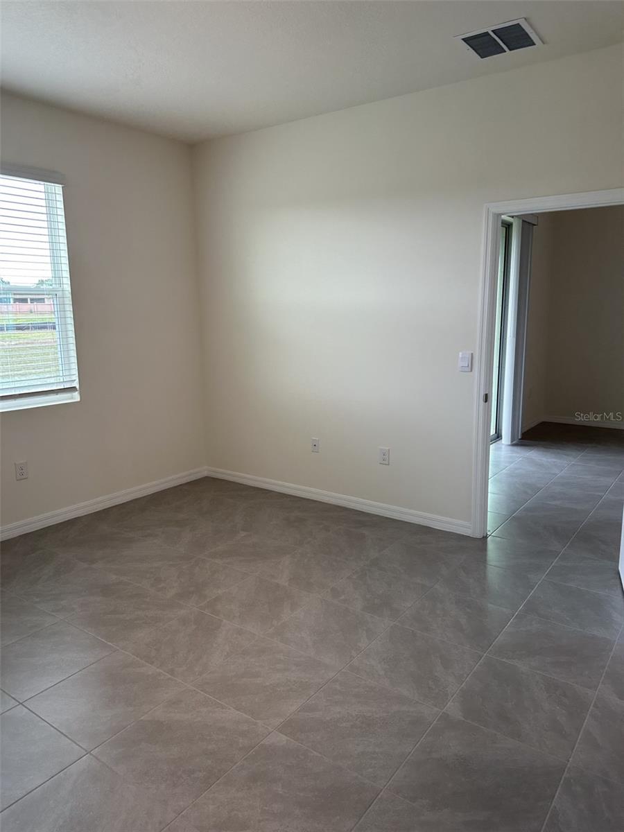 Image 15 of 40 For 4078 44 Street