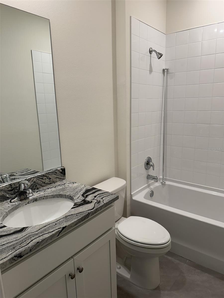 Image 22 of 40 For 4078 44 Street