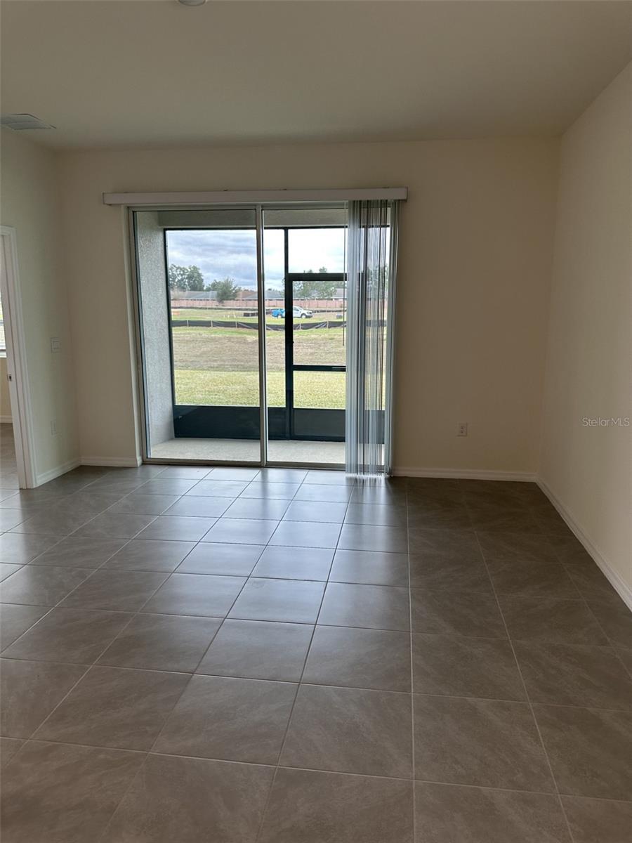 Image 8 of 40 For 4078 44 Street