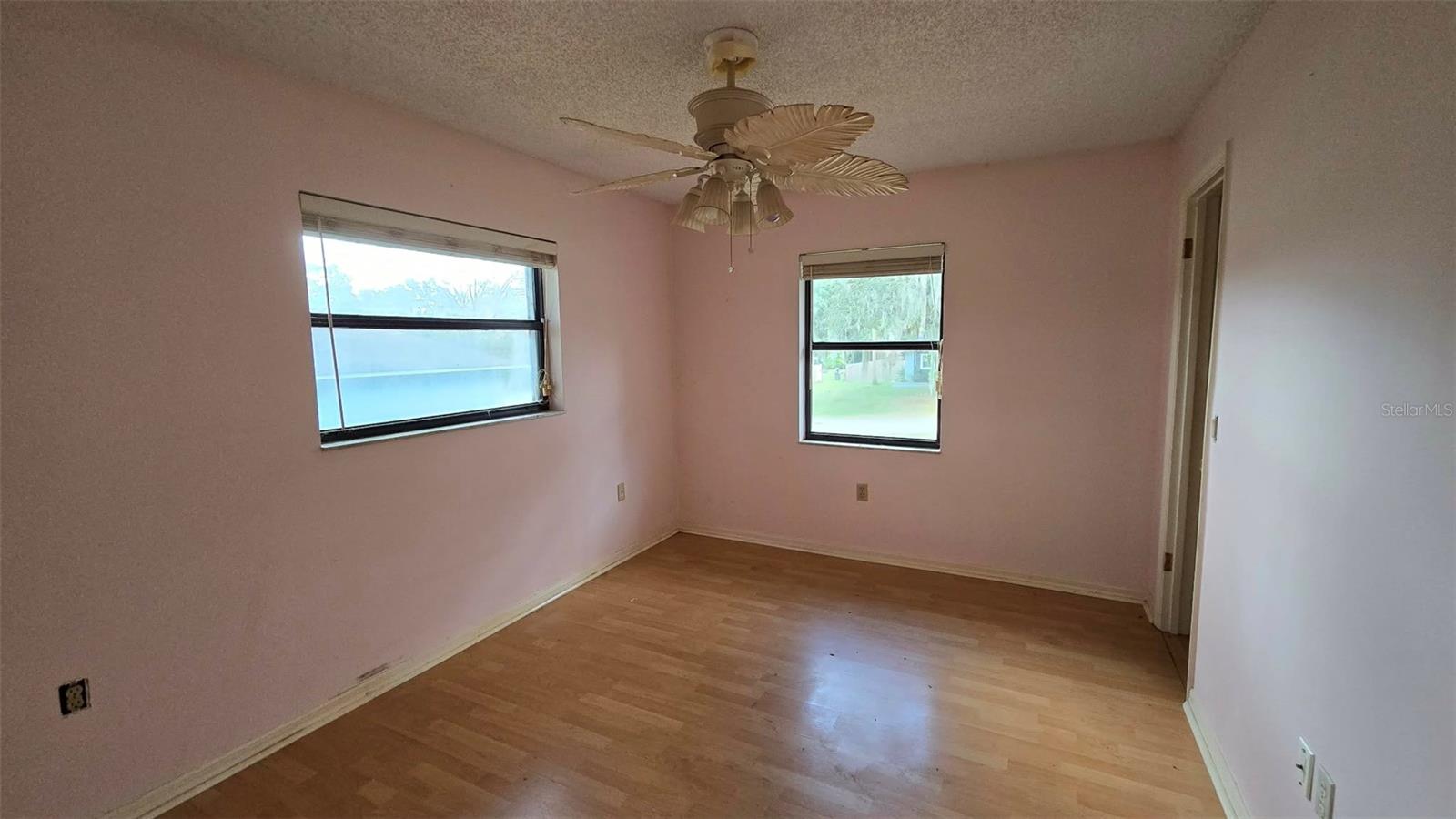 Image 10 of 13 For 12082 61st Court