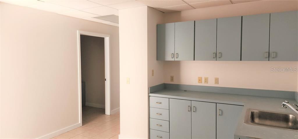 Image 5 of 7 For 150 17th Street 604