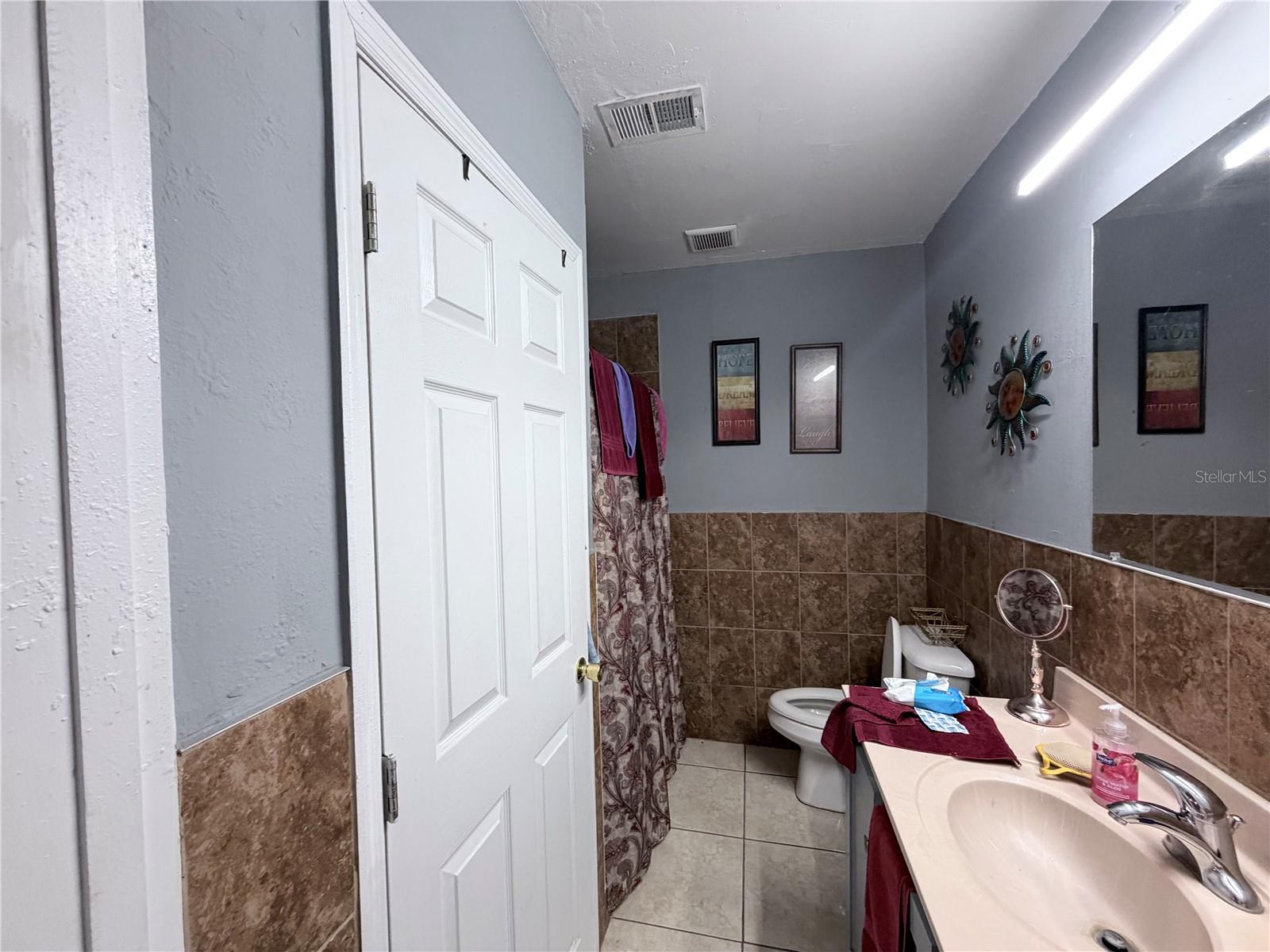 Image 13 of 18 For 164 Marion Oaks Lane