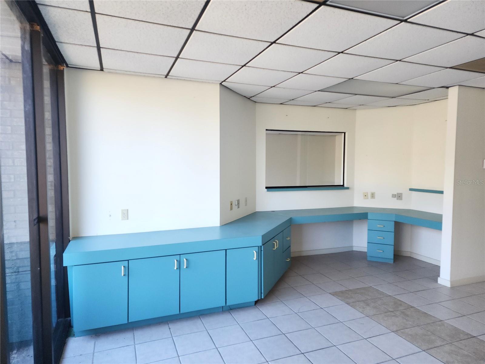 Image 3 of 7 For 150 17th Street 602