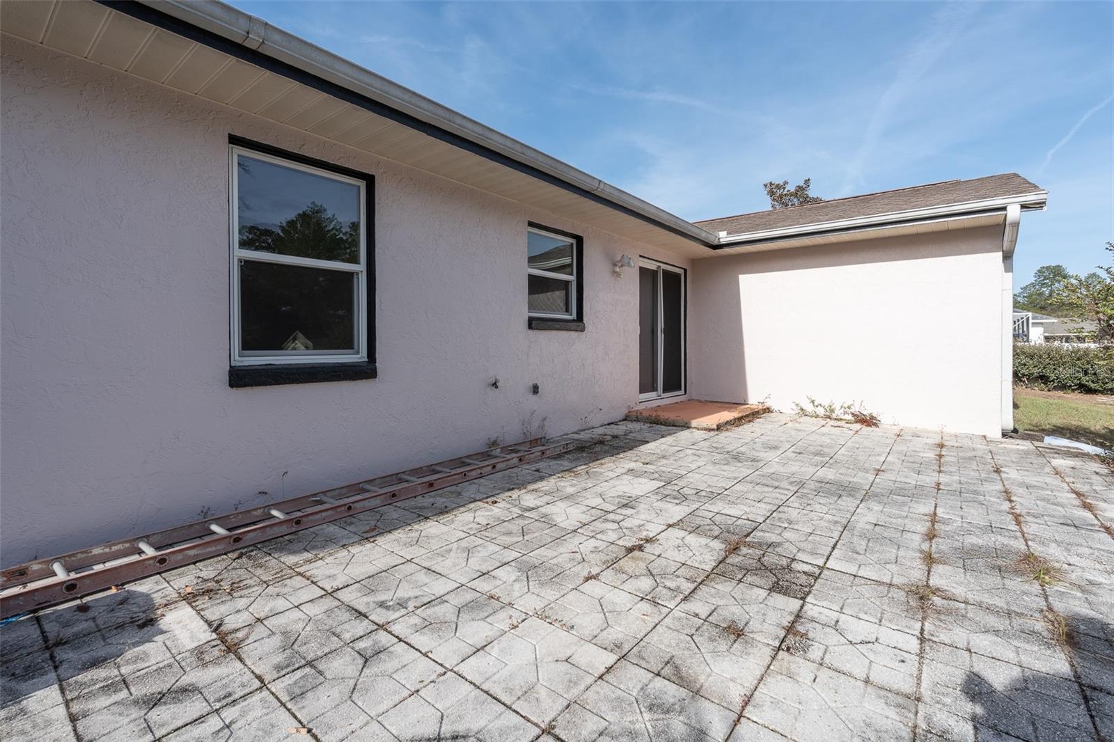 Image 40 of 55 For 17379 27th Court Road