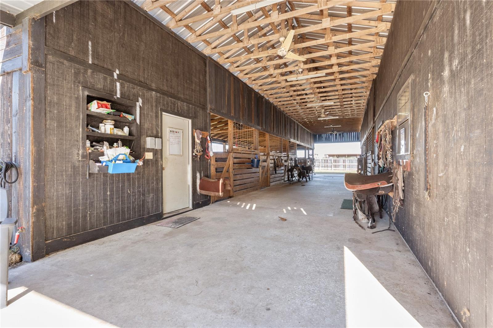 Image 38 of 77 For 17885 2nd Place