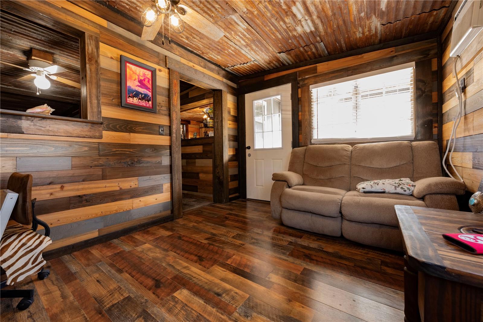 Image 62 of 77 For 17885 2nd Place