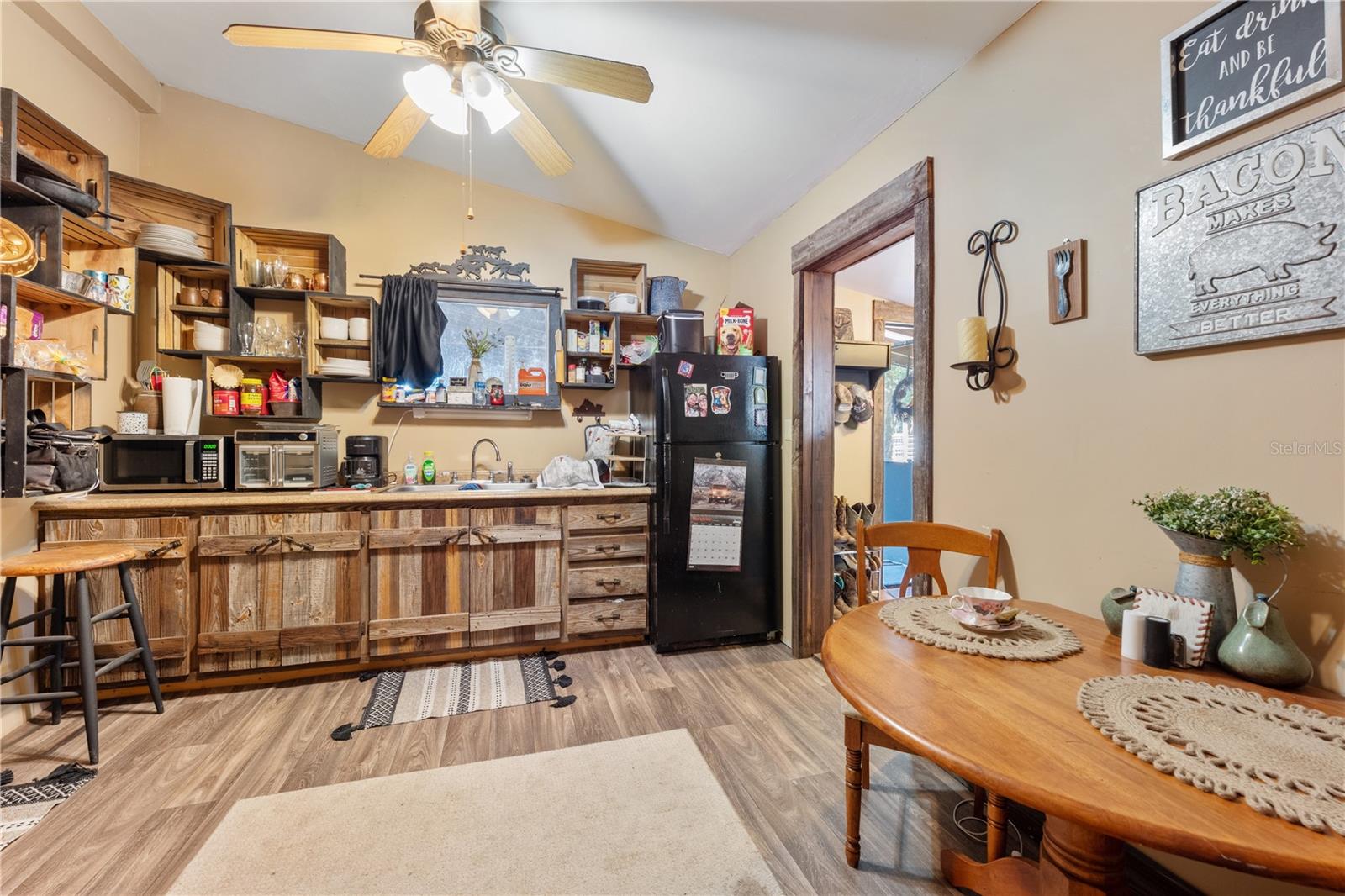 Image 71 of 77 For 17885 2nd Place