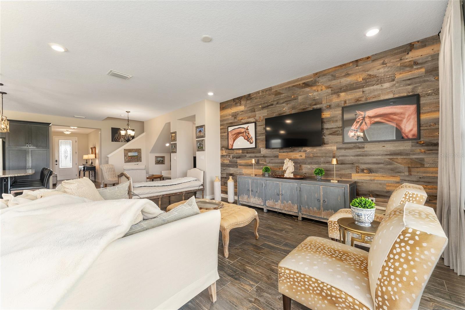 Image 28 of 82 For 5565 43rd Lane Road