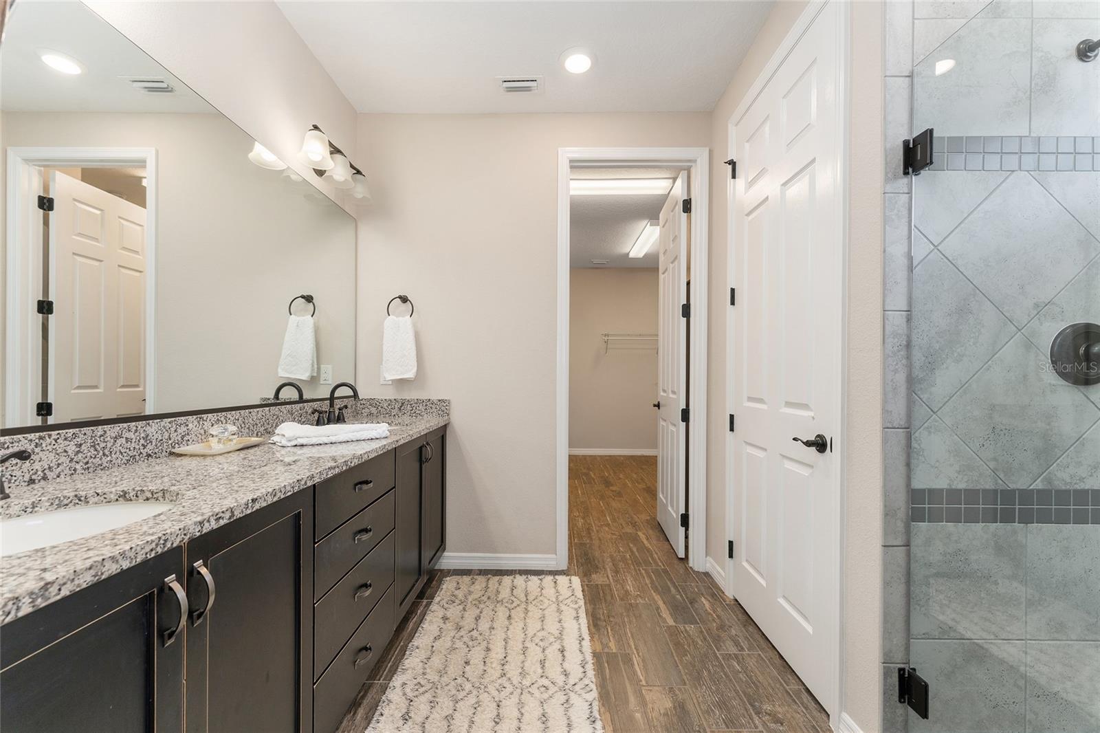 Image 39 of 82 For 5565 43rd Lane Road