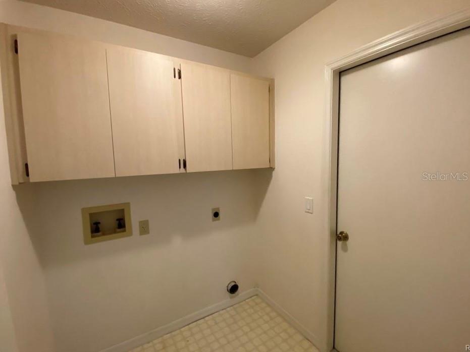 Image 17 of 27 For 8272 Pocono  