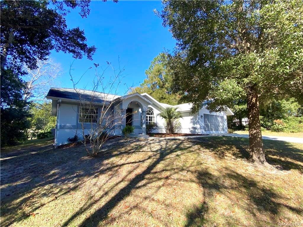 Image 3 of 27 For 8272 Pocono  