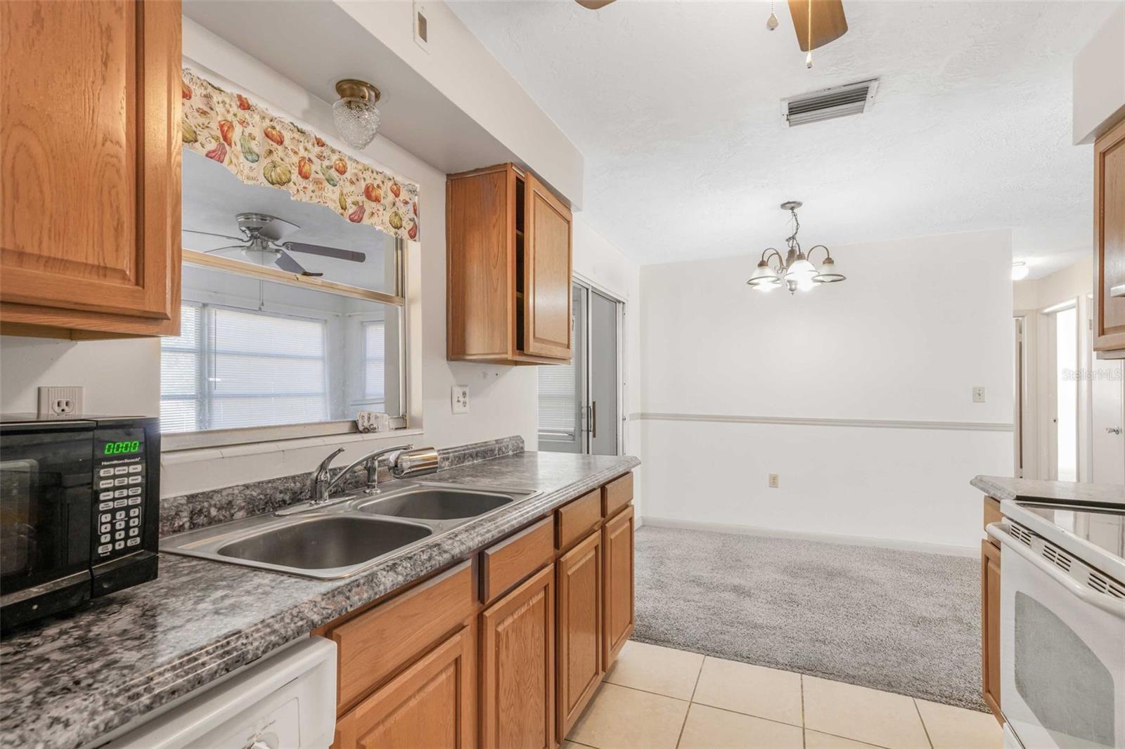 Image 14 of 56 For 76 Jefferson Street