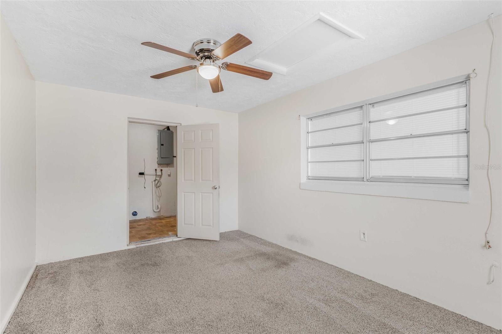 Image 21 of 56 For 76 Jefferson Street