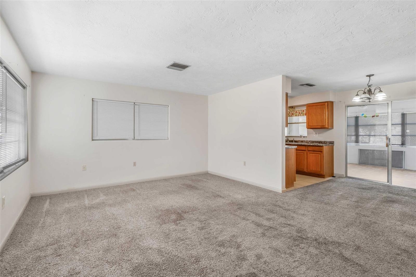 Image 4 of 56 For 76 Jefferson Street