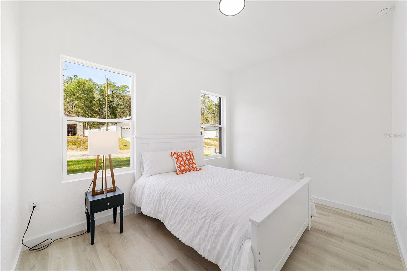 Image 34 of 42 For 6889 23rd Avenue