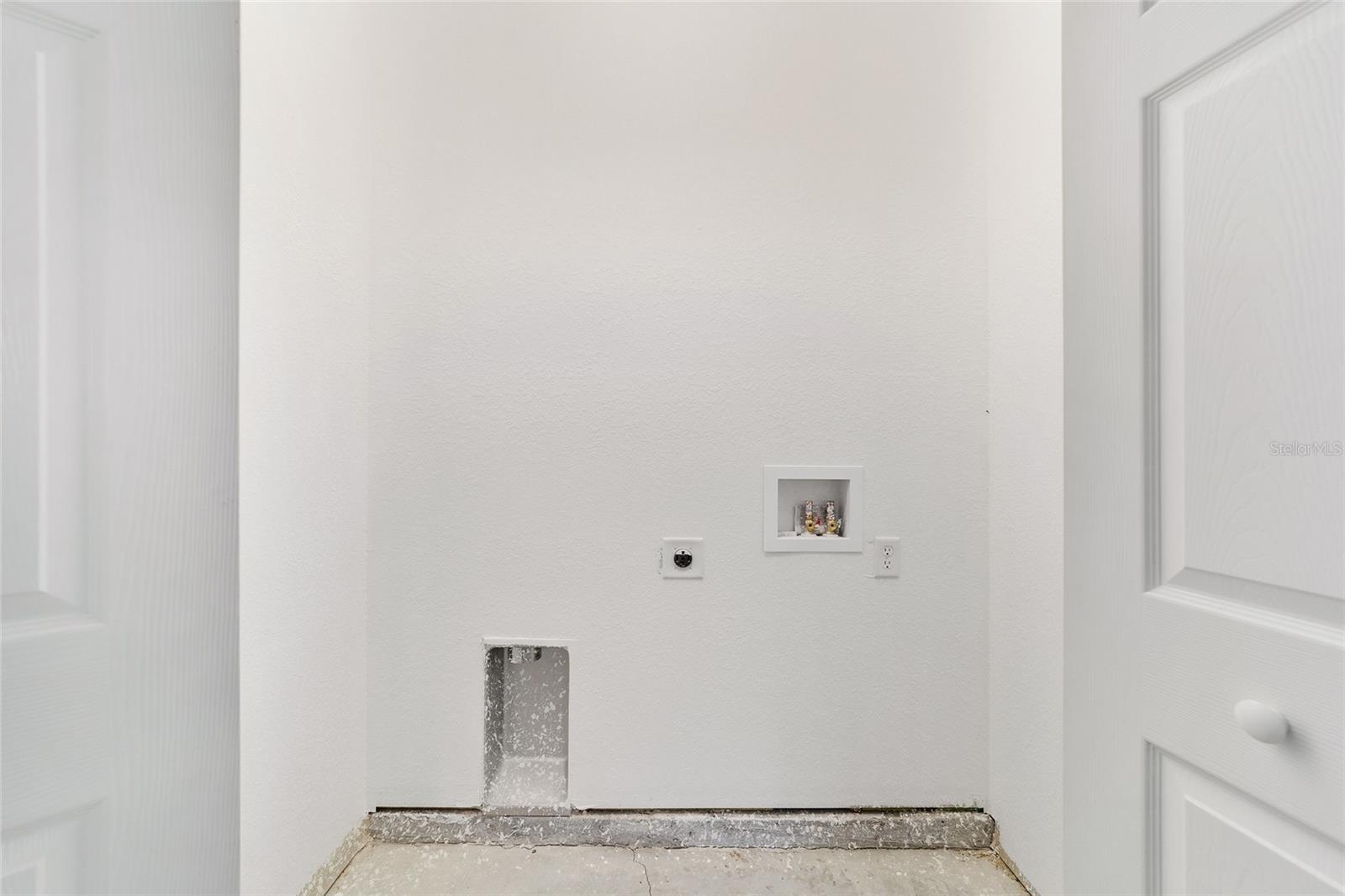 Image 34 of 39 For 6937 23rd Avenue