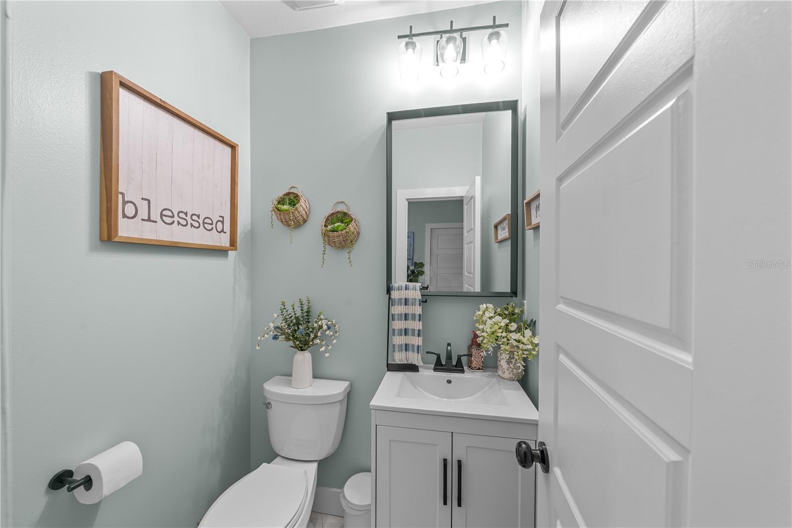 Image 15 of 95 For 15340 140th Avenue Road