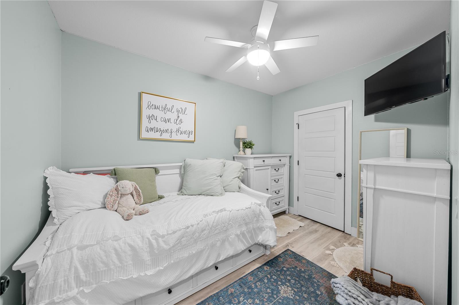 Image 26 of 95 For 15340 140th Avenue Road