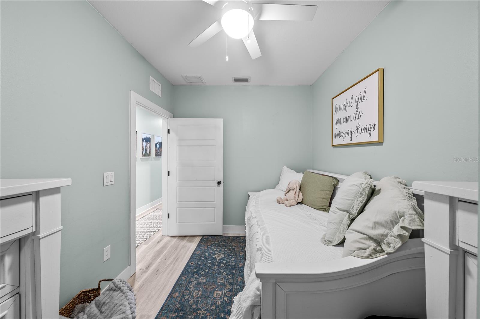 Image 27 of 95 For 15340 140th Avenue Road