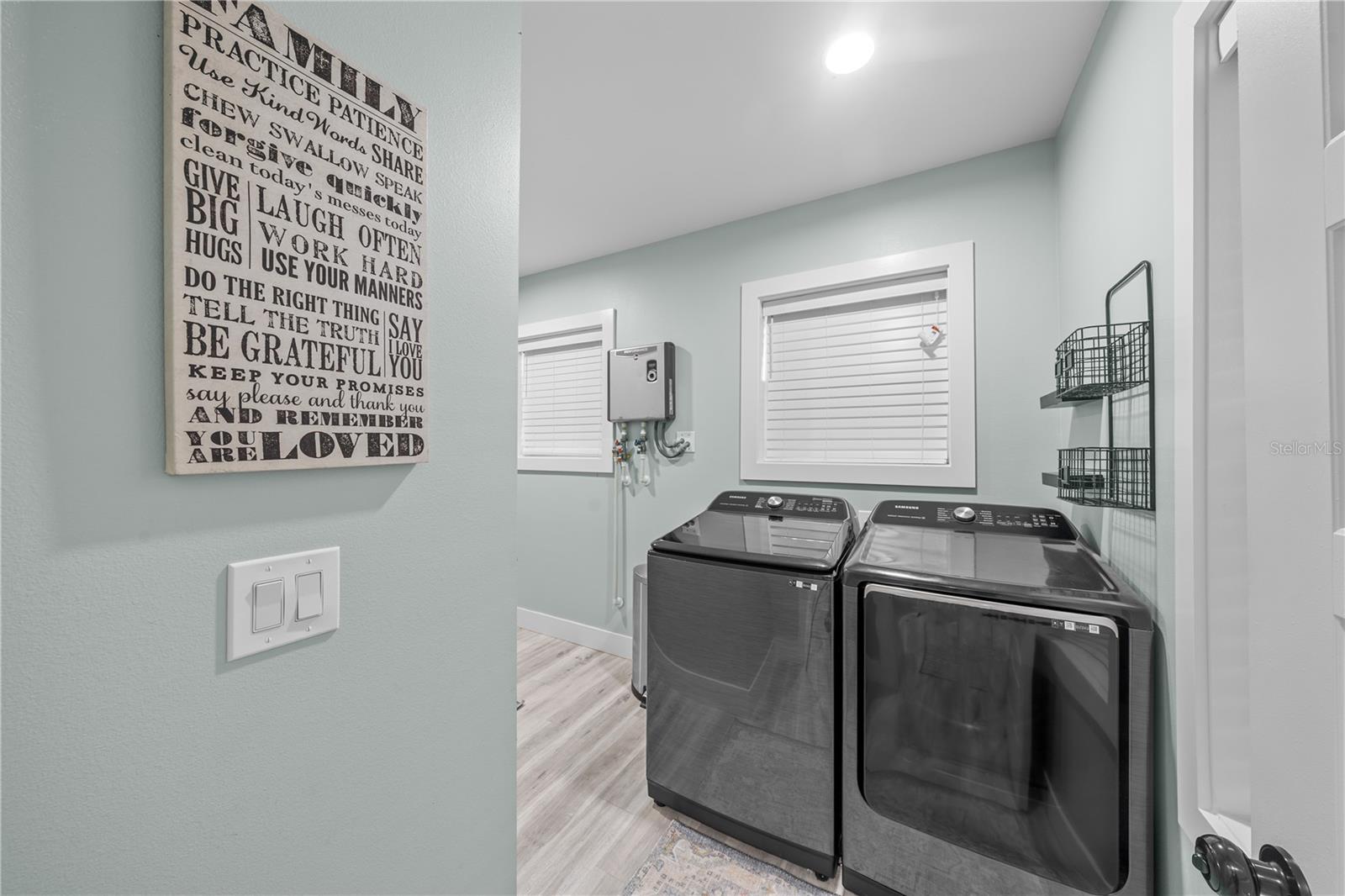 Image 31 of 95 For 15340 140th Avenue Road