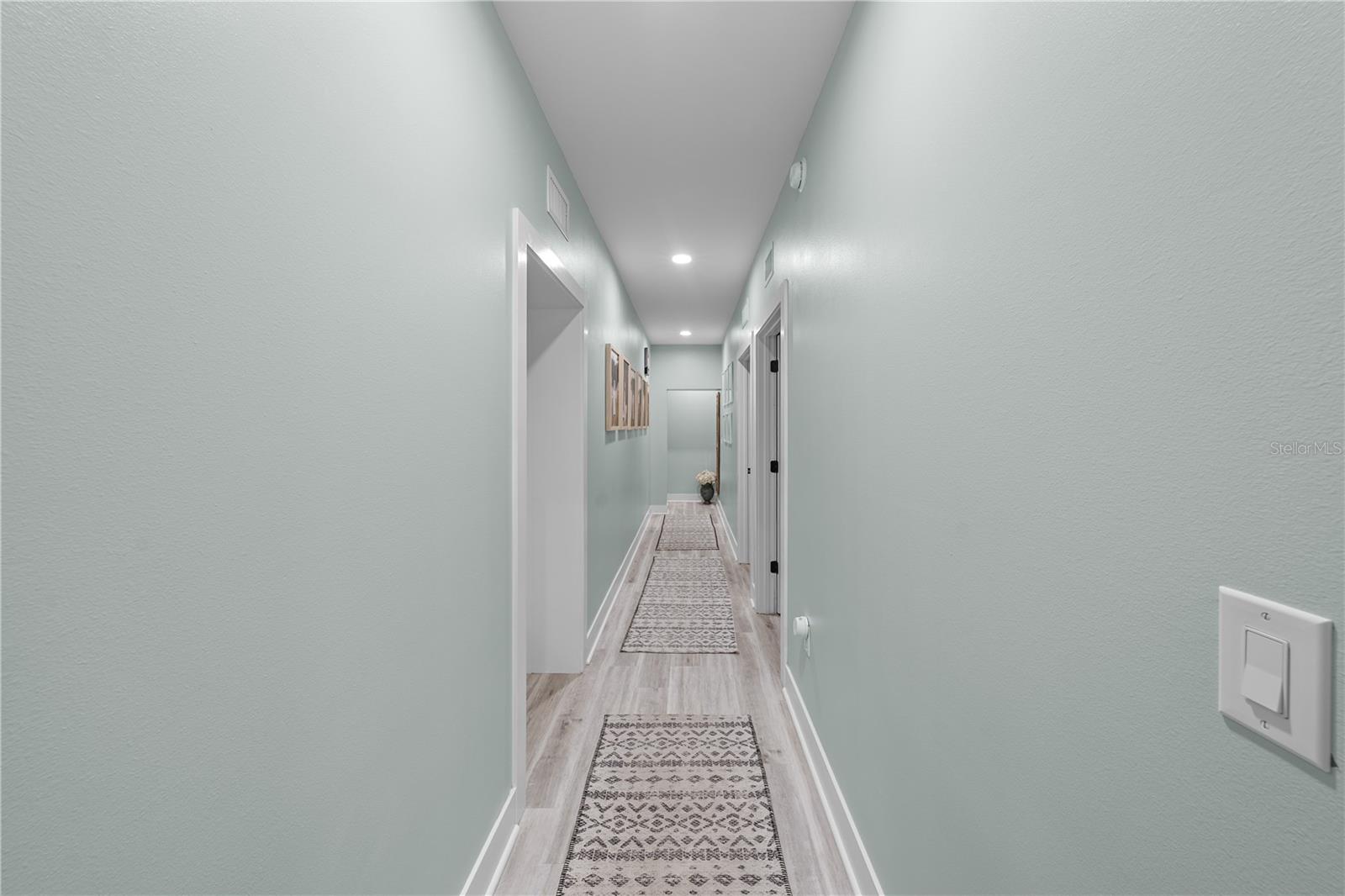 Image 39 of 95 For 15340 140th Avenue Road