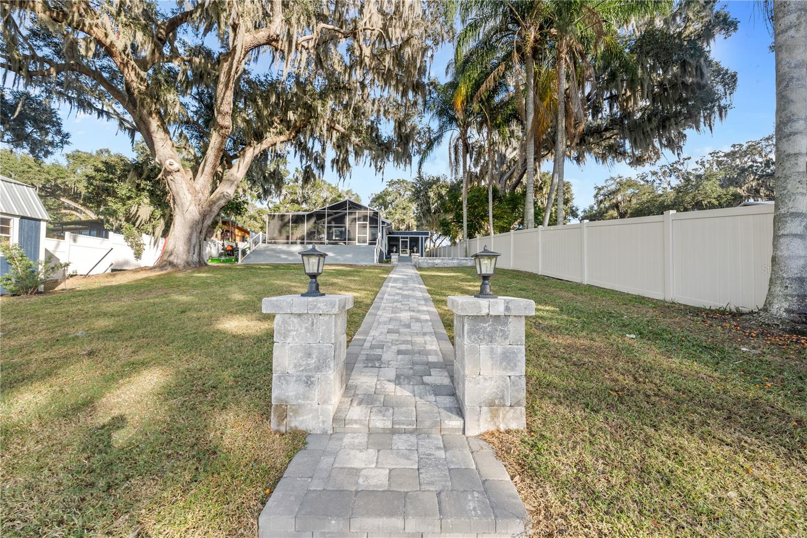 Image 77 of 95 For 15340 140th Avenue Road