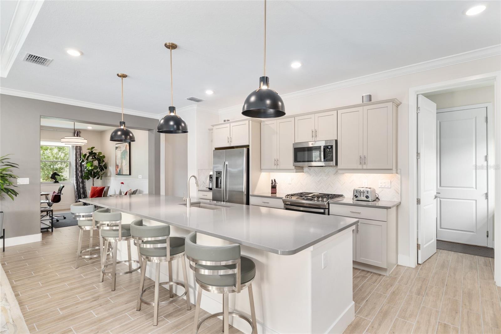 Image 14 of 96 For 5408 43rd Street