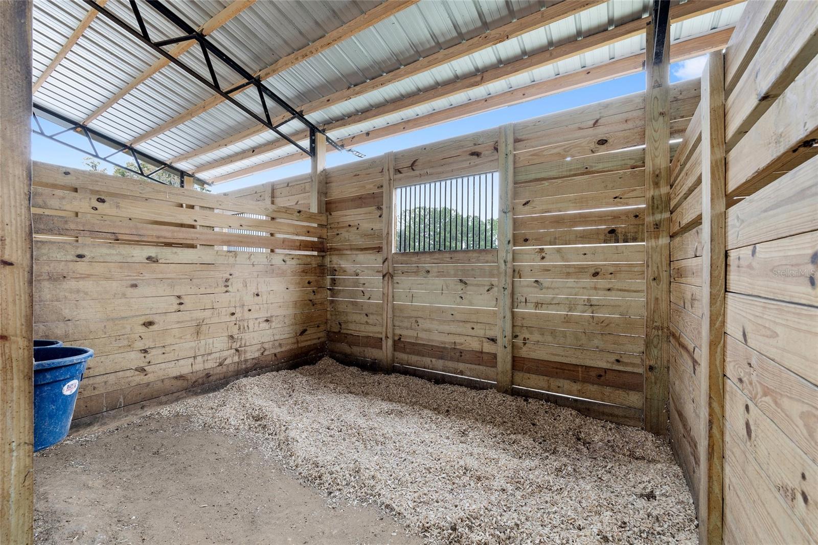 Image 37 of 44 For 16254 165th Street