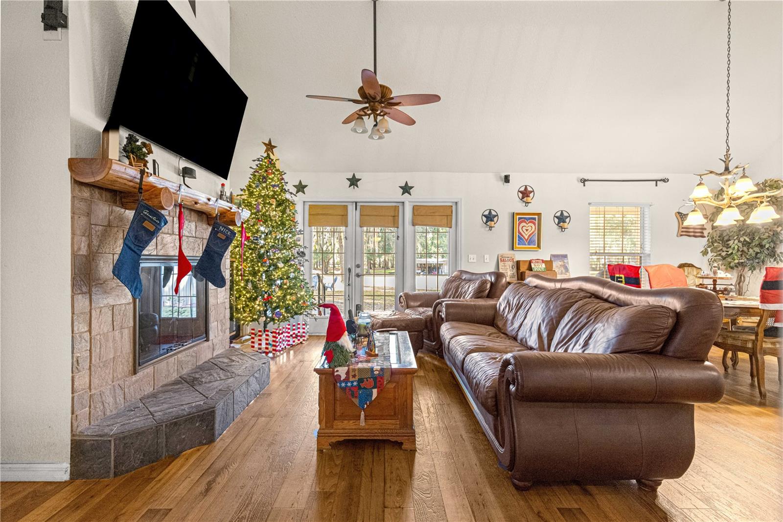 Image 16 of 68 For 13850 47th Avenue