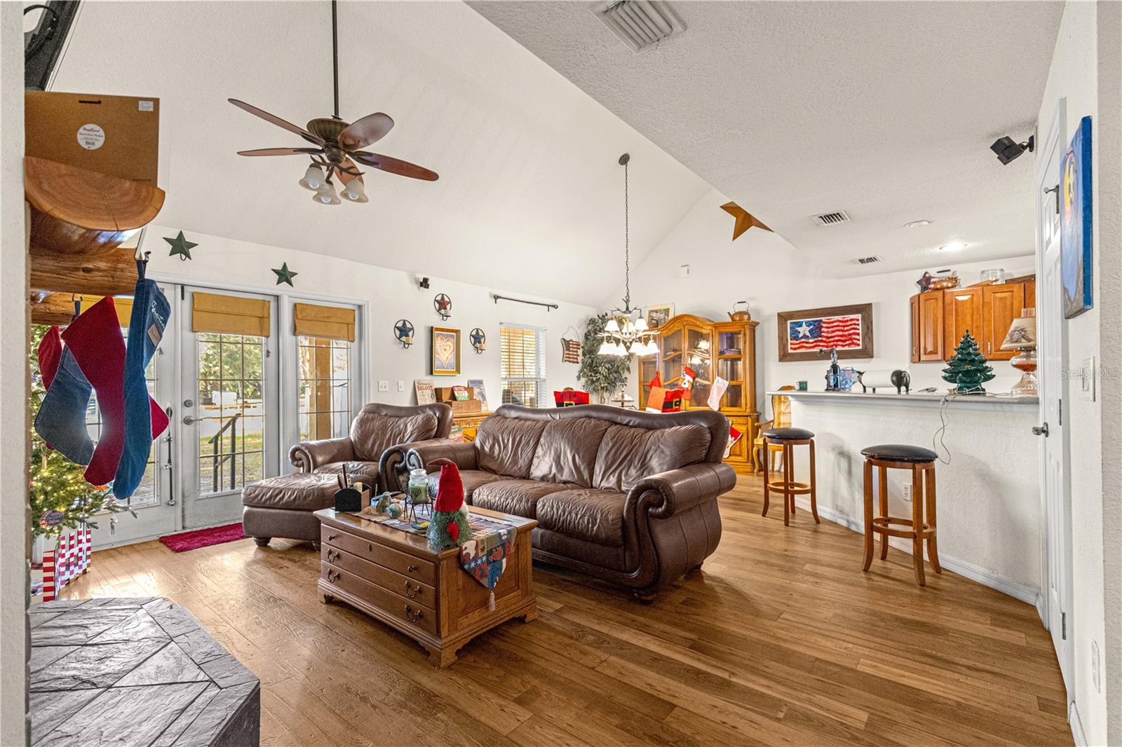 Image 18 of 68 For 13850 47th Avenue