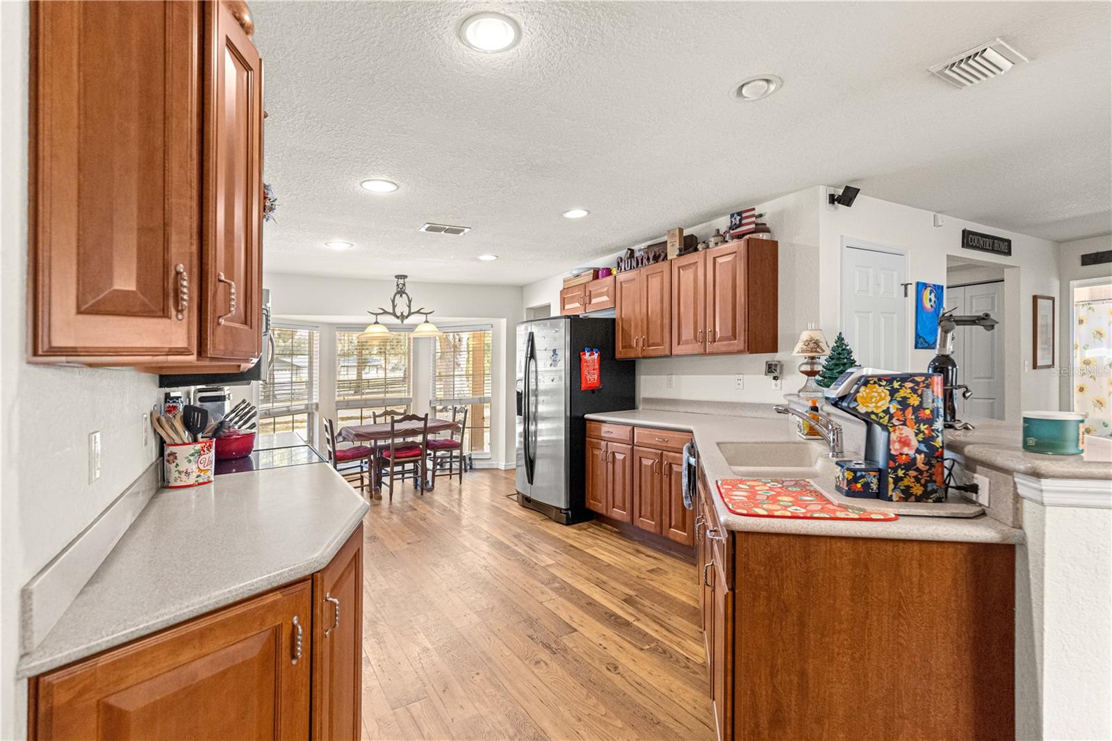 Image 23 of 68 For 13850 47th Avenue