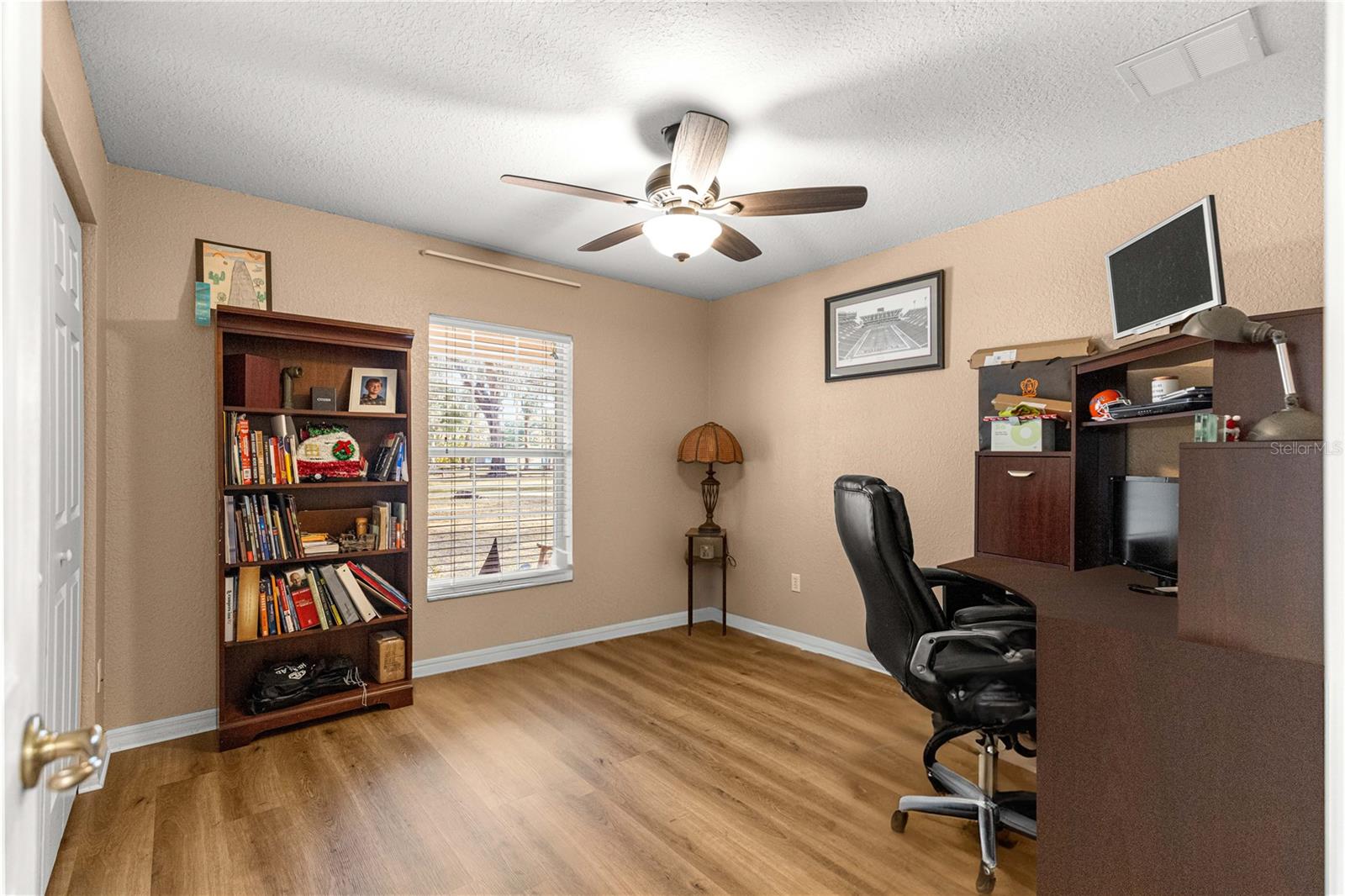 Image 33 of 68 For 13850 47th Avenue