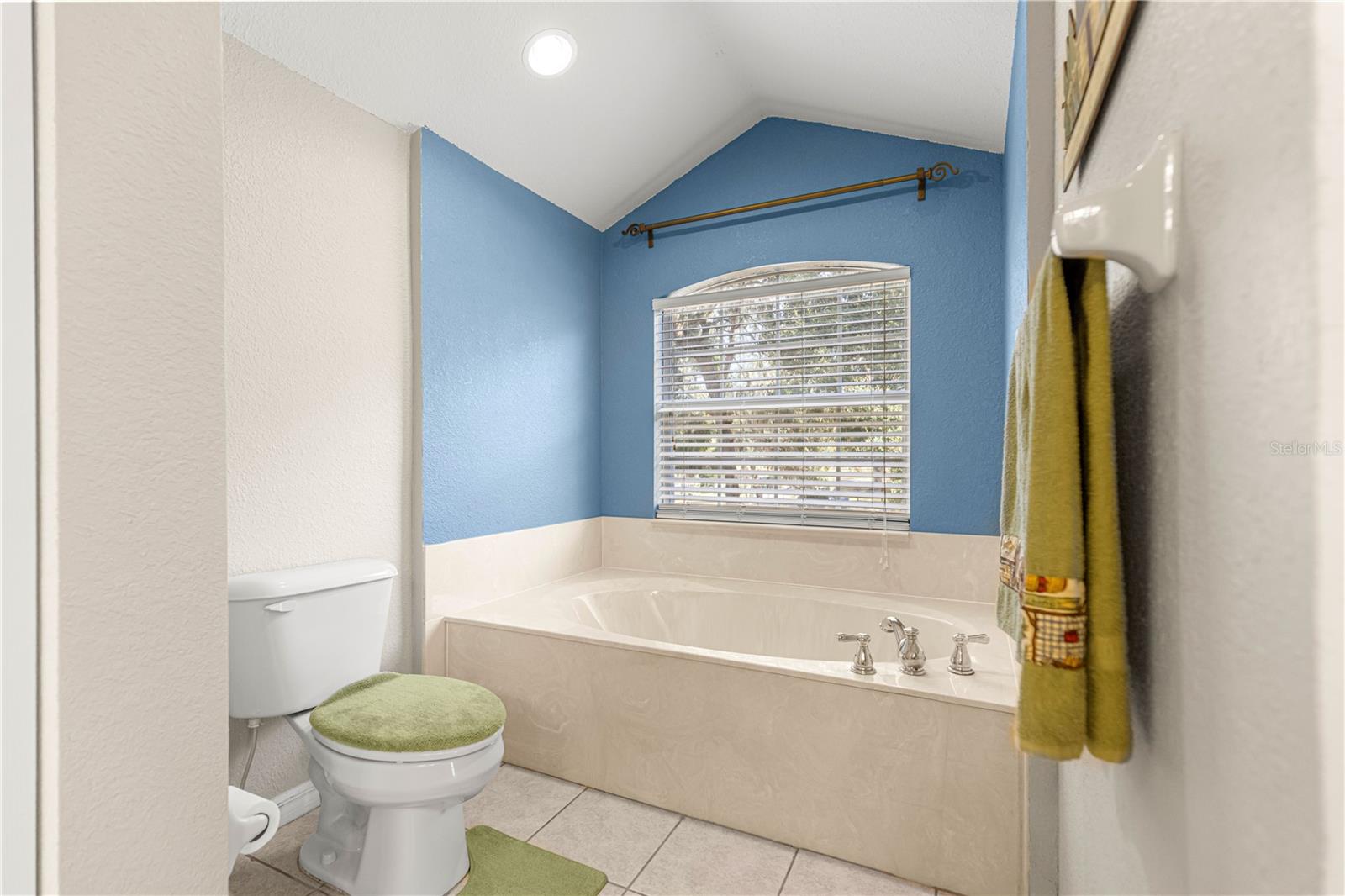 Image 50 of 68 For 13850 47th Avenue