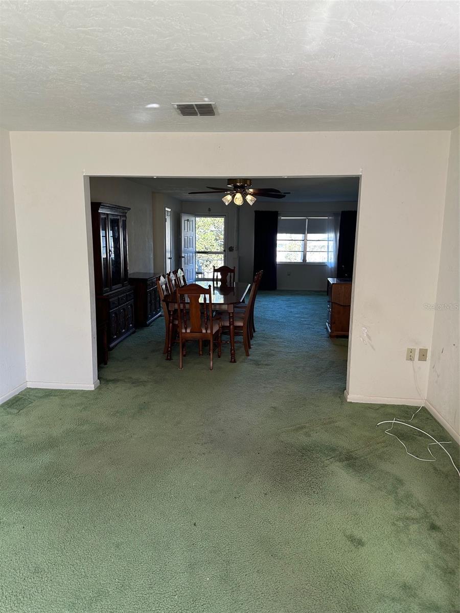 Listing photo id 31 for 200 Desoto Street