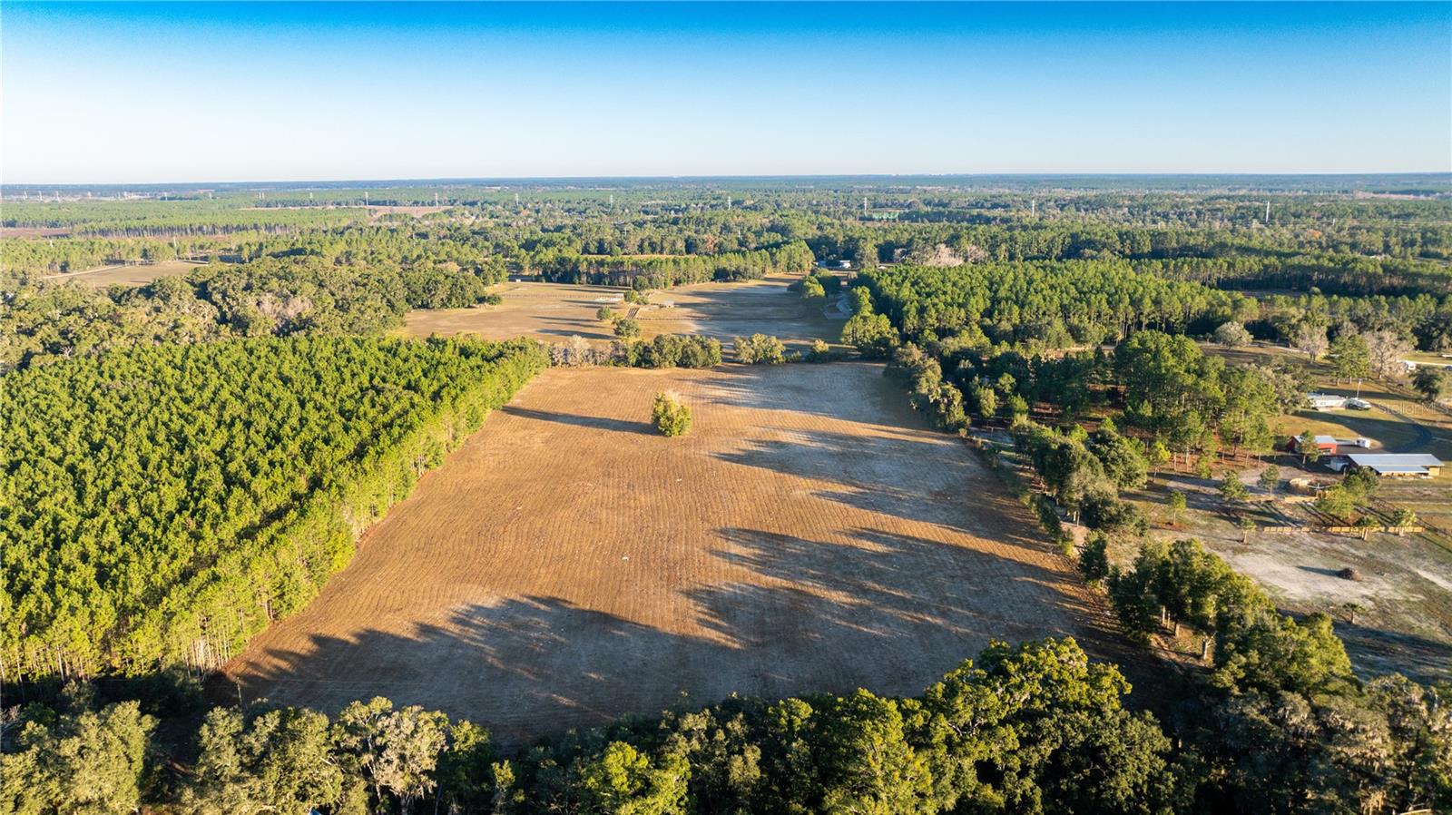 Image 7 of 12 For 00 180th St  