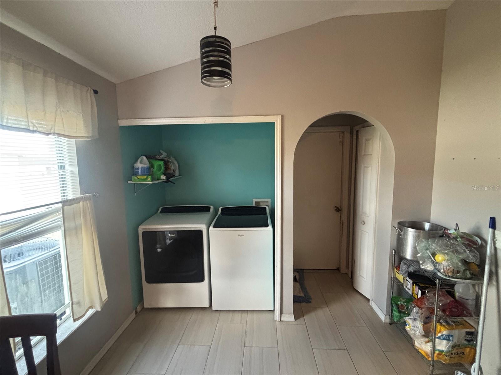 Image 12 of 20 For 86 Juniper Loop Circle