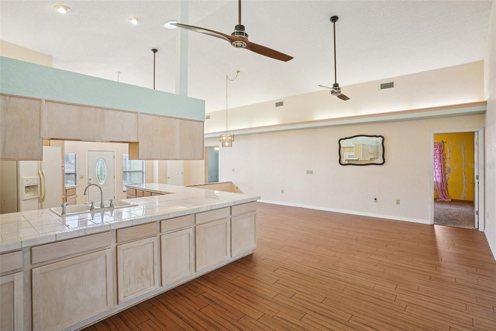 Image 15 of 49 For 18628 53rd Place