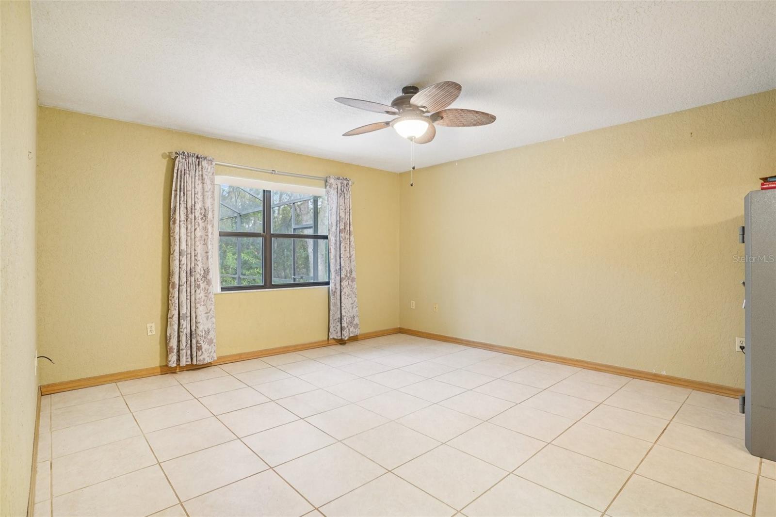 Image 21 of 49 For 18628 53rd Place