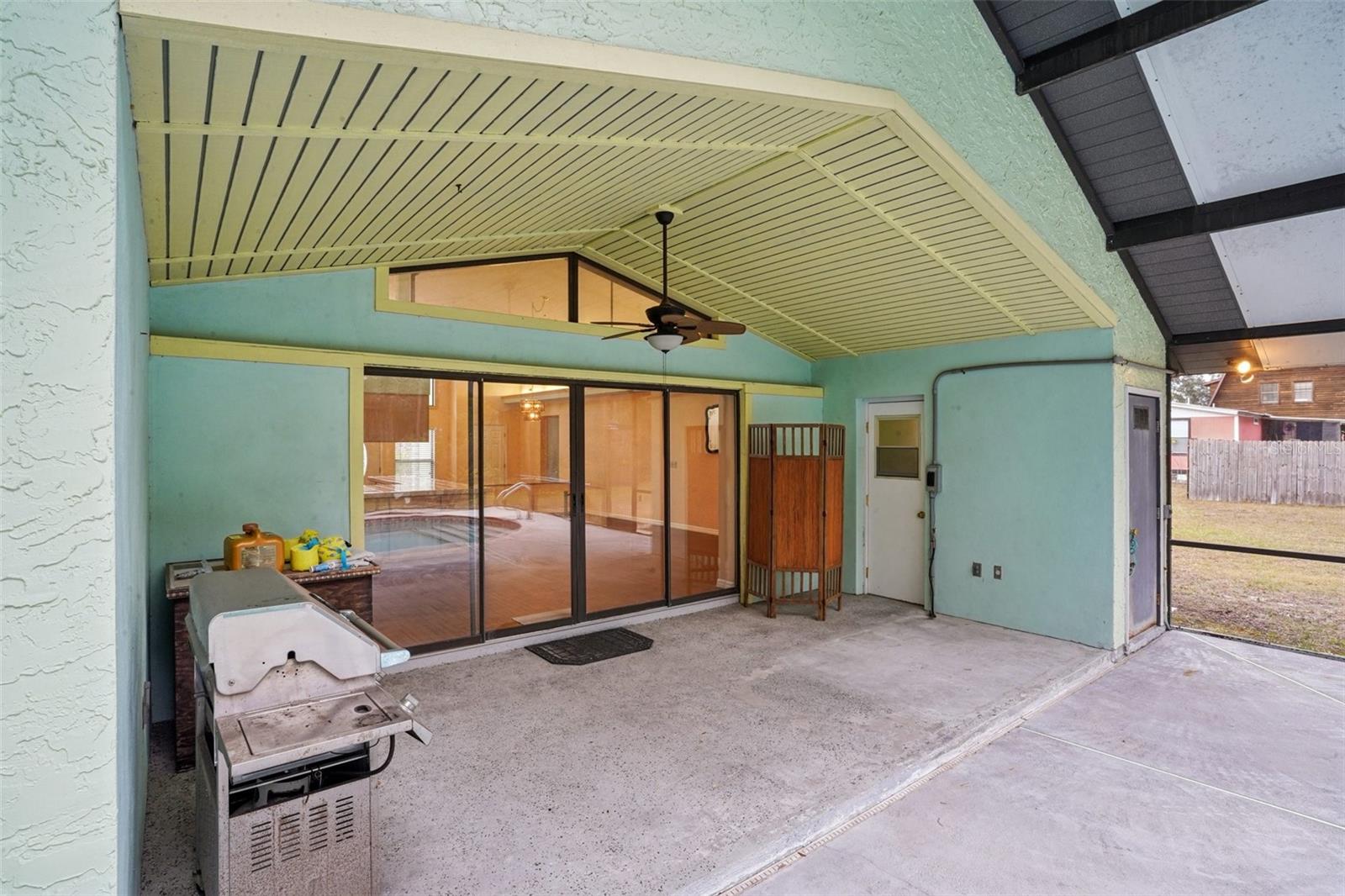 Image 38 of 49 For 18628 53rd Place